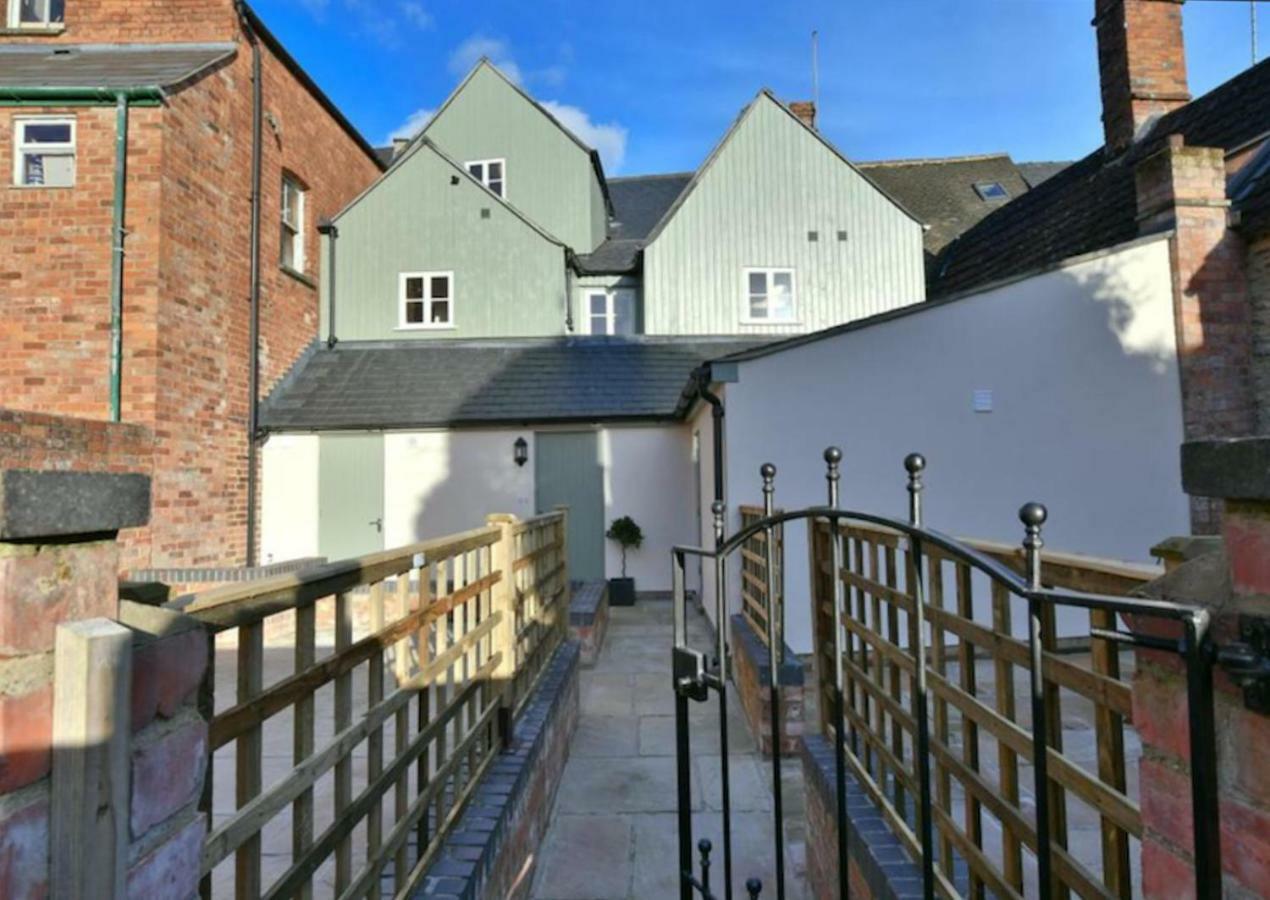 Cotswold Place 시런세스터 외부 사진
